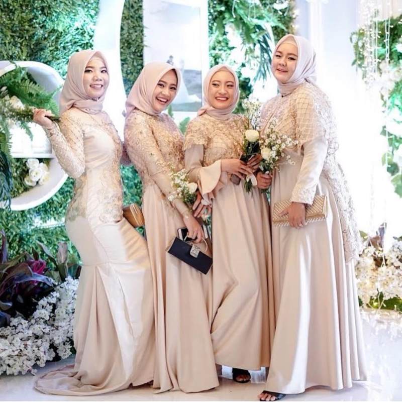 Detail Gambar Kebaya Ibu Ibu Gambar Kebaya Untuk Ibu Ibu Nomer 24