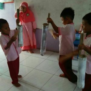 Detail Gambar Kentongan Untuk Anak Tk Nomer 24