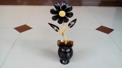 Detail Gambar Kerajinan Vas Bunga Dari Batok Kelapa Nomer 21