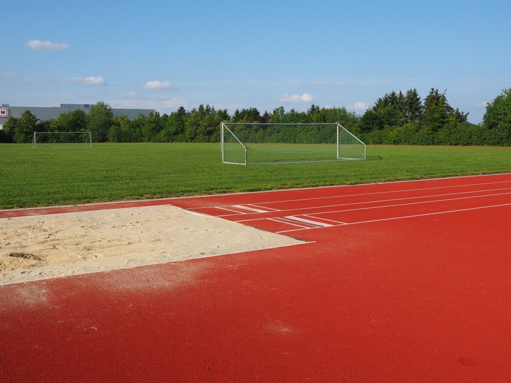 Detail Gambar Lapangan Bak Lompat Jauh Nomer 36