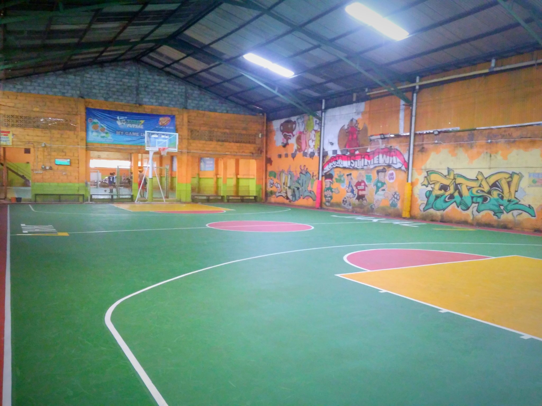 Detail Gambar Lapangan Futsal Gambar Lapangan Basket Nomer 15