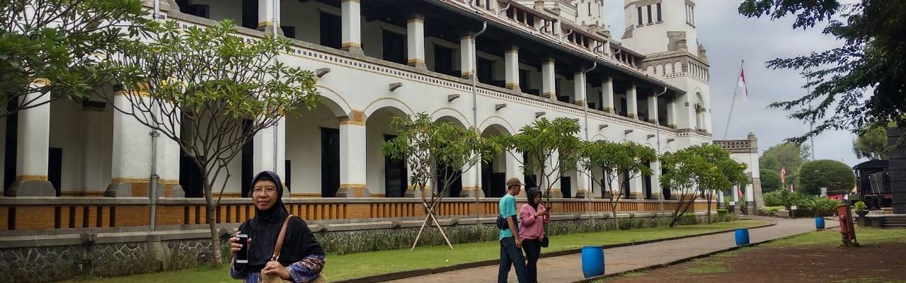 Detail Gambar Lawang Sewu Beserta Tulisan Semarang Nomer 48