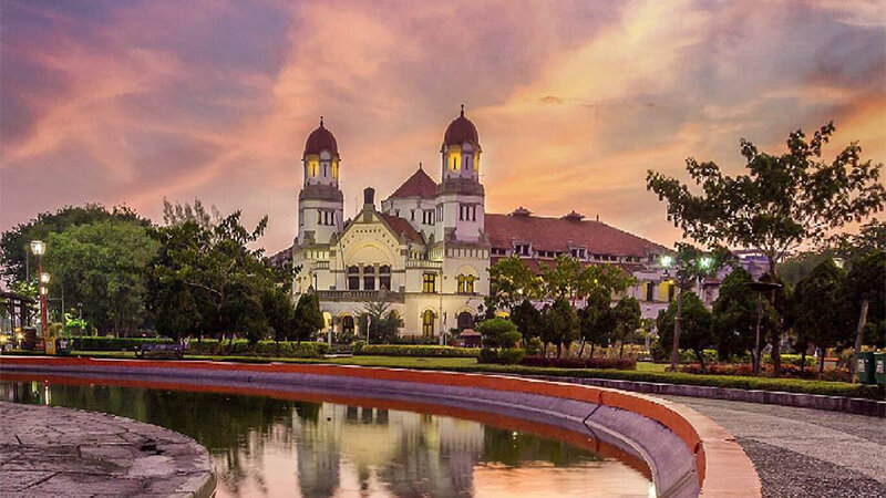 Detail Gambar Lawang Sewu Beserta Tulisan Semarangnya Nomer 25