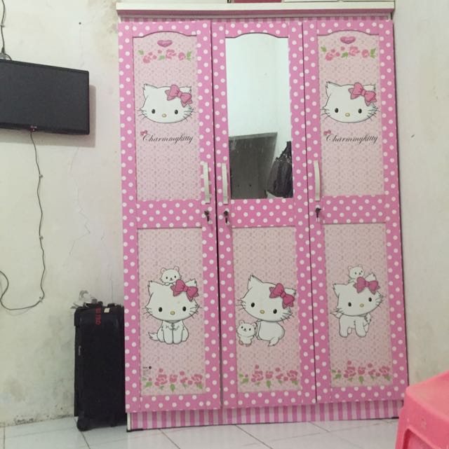 Detail Gambar Lemari Hello Kitty Nomer 11