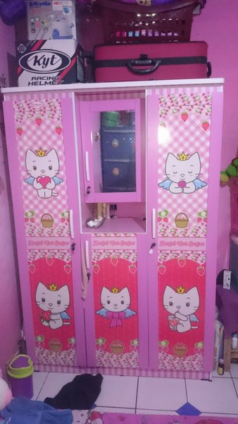 Detail Gambar Lemari Hello Kitty Nomer 25