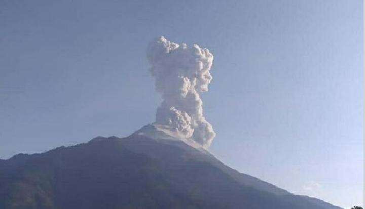 Detail Gambar Letusan Gunung Berapi Beserta Penjelasan Nya Nomer 30