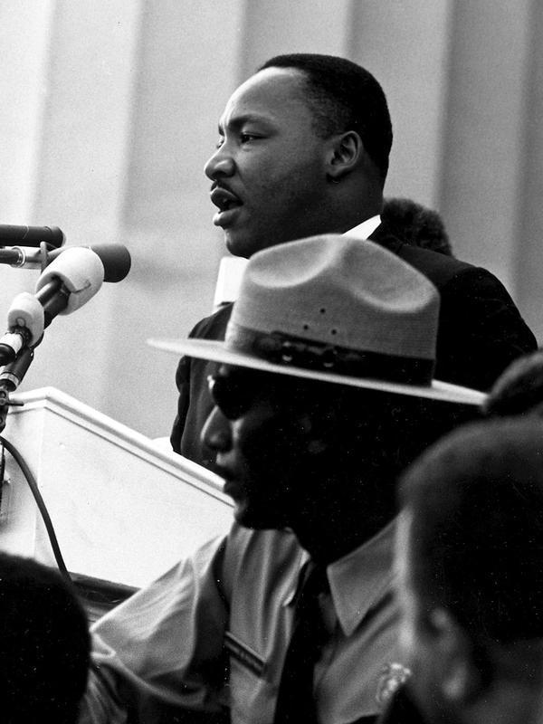 Detail Gambar Martin Luther King Jr Saat Terjadinya Peristiwa Pemboikotan Nomer 23