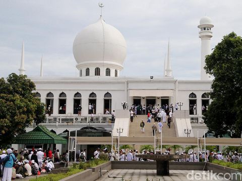 Detail Gambar Masjid Beserta Namanya Nomer 10