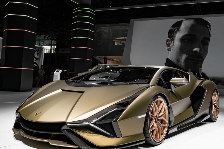 Detail Gambar Mobil Lamborghini Dan Harganya Nomer 6