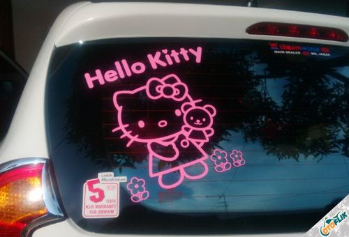Detail Gambar Mobil Sedan Merah Skotlet Aneka Gambar Stiker Hello Kitty Nomer 29