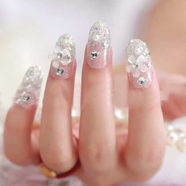 Detail Gambar Nail Art Kuku Tangan Nomer 34