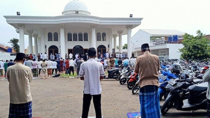 Detail Gambar Orang Ke Masjid Nomer 27