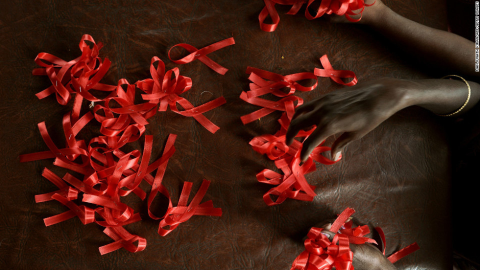 Detail Gambar Orang Kena Hiv Aids Nomer 40