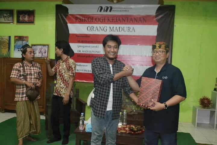 Detail Gambar Orang Madura Nomer 24