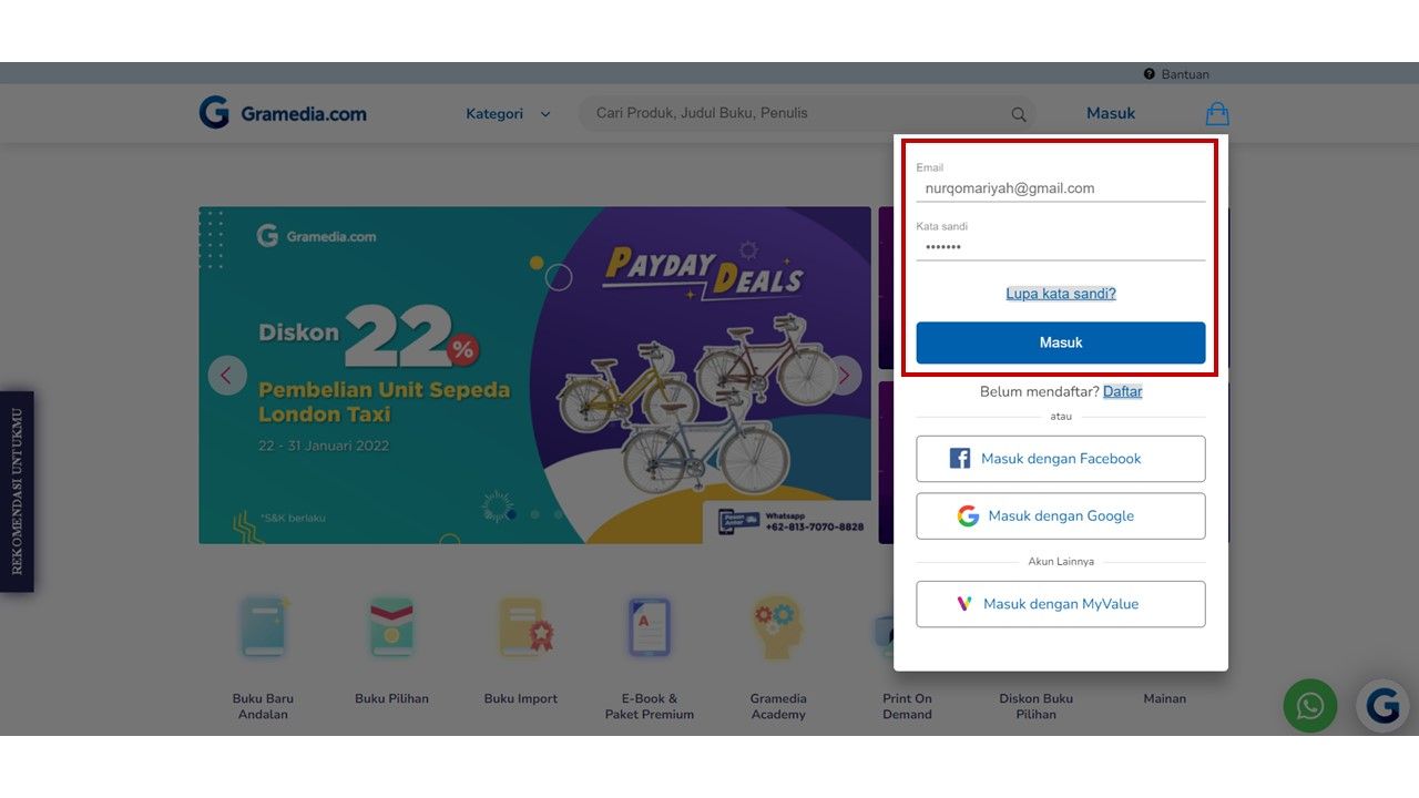 Download Gambar Orang Sedang Melakukan Transaksi Di Gramedia Nomer 27