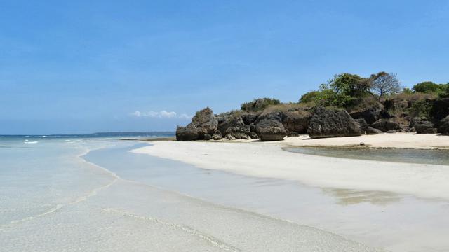 Detail Gambar Pantai Dan Pulau Nomer 47