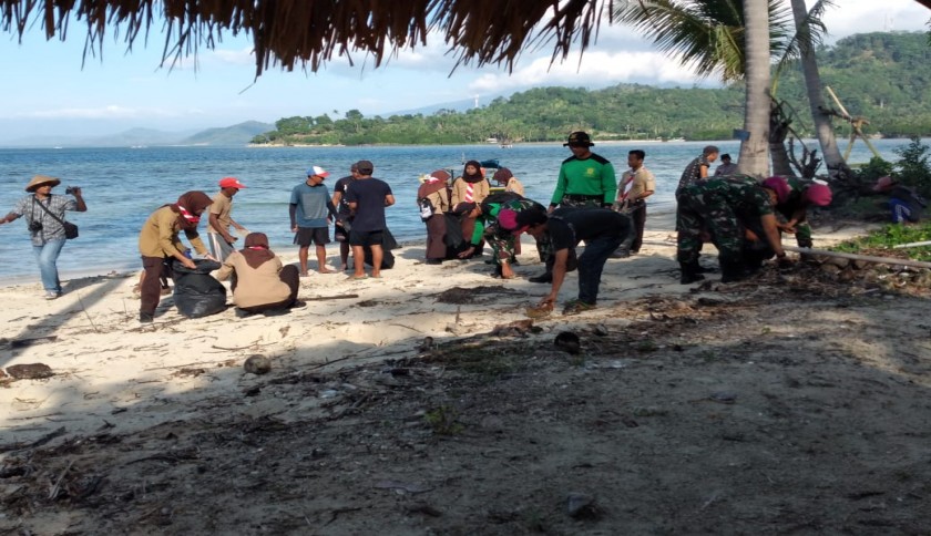 Detail Gambar Pantai Dan Pulau Bersih Nomer 18