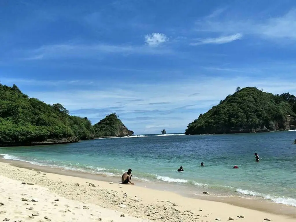 Detail Gambar Pantai Gambar Pantai Yang Tidak Ada Warna Nomer 21