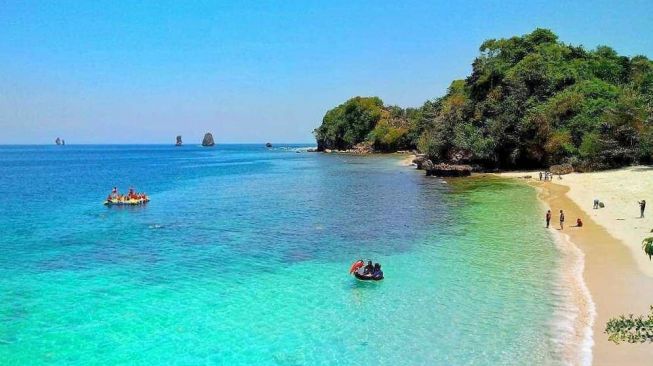 Detail Gambar Pantai Gambar Pantai Yang Tidak Ada Warna Nomer 5