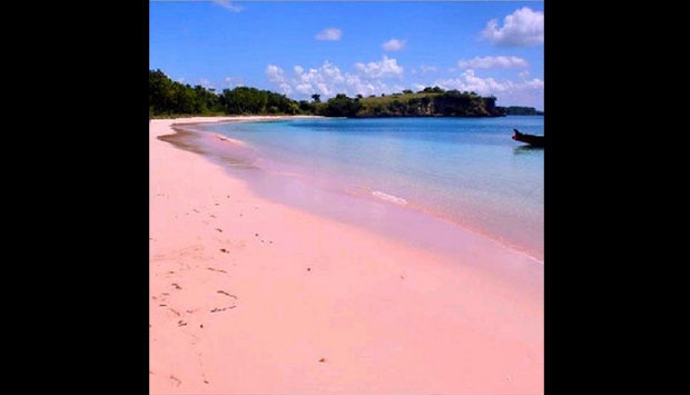 Detail Gambar Pantai Gambar Pantai Yang Tidak Ada Warna Nomer 41