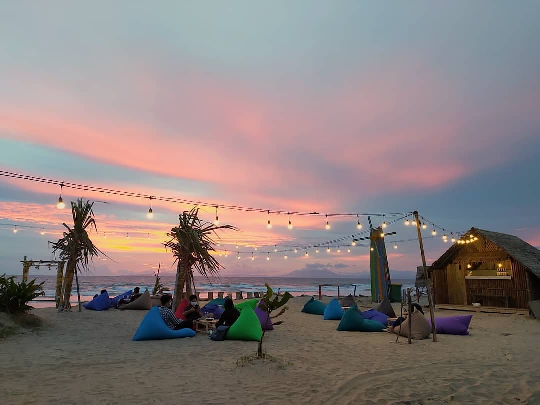 Detail Gambar Pantai Gambar Pantai Yang Tidak Ada Warna Nomer 49