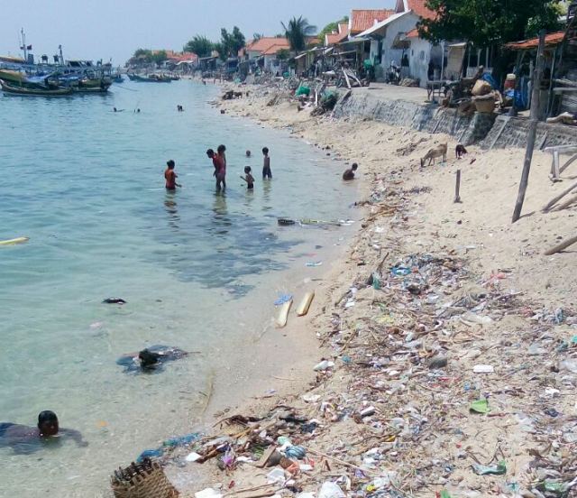 Detail Gambar Pantai Gili Ketapang Nomer 24