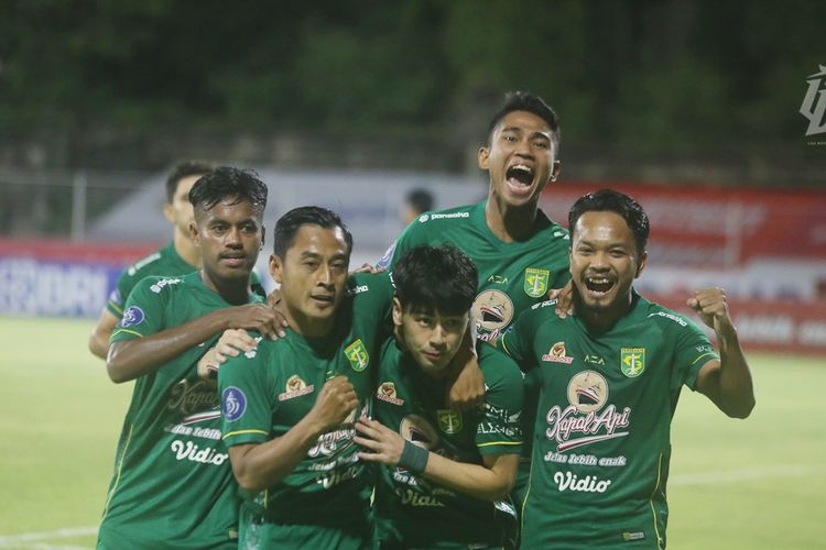 Detail Gambar Pemain Persebaya Nomer 45