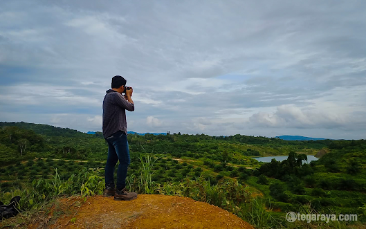 Detail Gambar Pemandangan Alam Dan Manusia Nomer 50