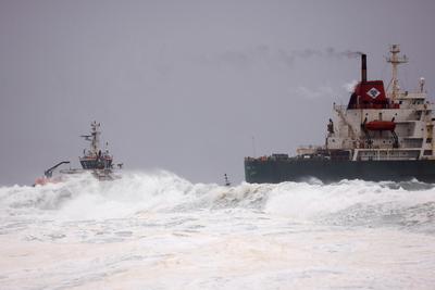 Detail Gambar Pembangkit Listrik Tenaga Air Laut Gambar Kapal Laut Nomer 36