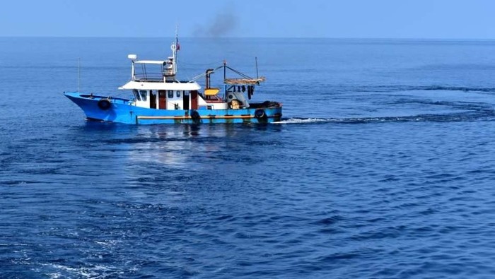 Detail Gambar Penangkapan Ikan Di Laut Sulawesi Nomer 23