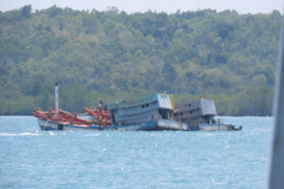 Detail Gambar Penangkapan Ikan Di Laut Sulawesi Nomer 37