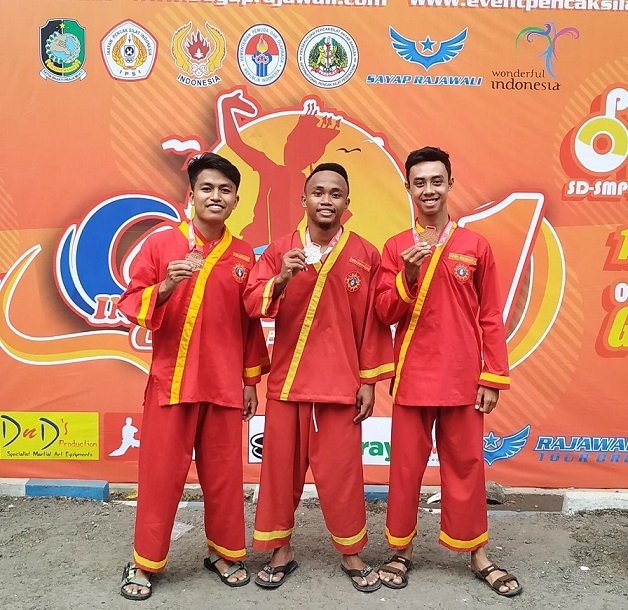 Gambar Pencak Silat Tapak Suci - KibrisPDR