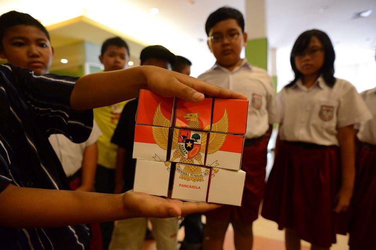 Detail Gambar Penerapan Nilai Nilai Pancasila Di Sekolah Nomer 25