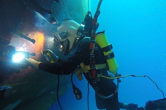 Detail Gambar Pengelasan Bawah Laut Beserta Penjelasannya Nomer 3