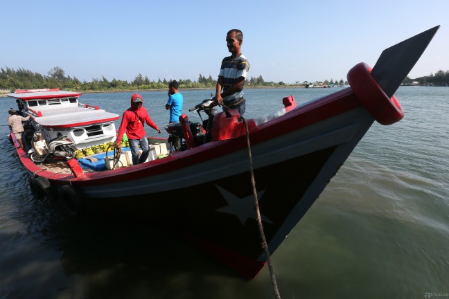 Detail Gambar Perdagangan Antar Pulau Nomer 22