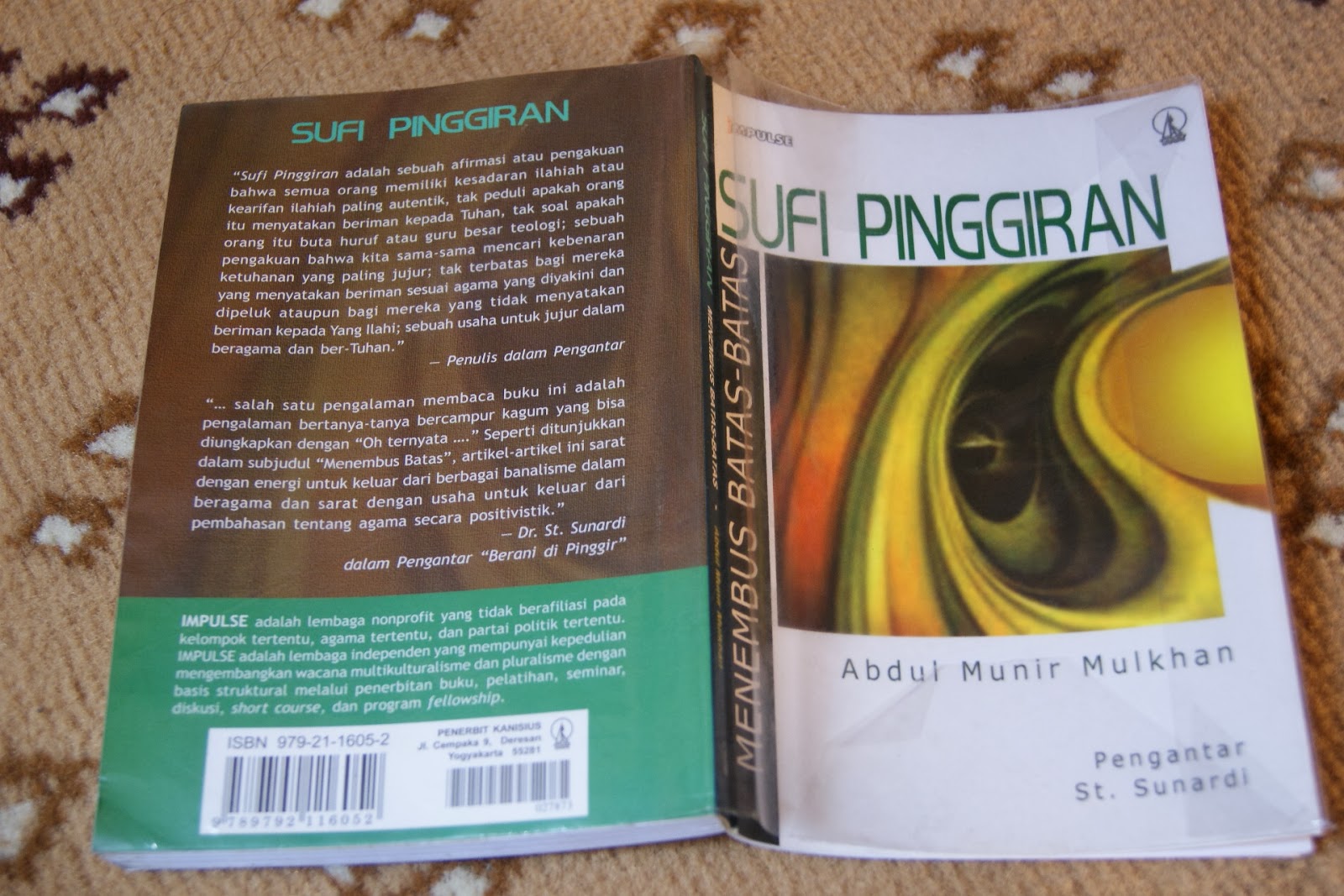 Detail Gambar Pinggiran Buku Nomer 8