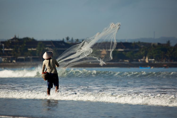 Detail Gambar Profesi Profesi Manusia Yang Ada Di Pantai Nomer 12