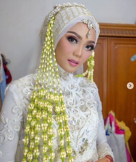 Detail Gambar Rangkaian Bunga Melati Untuk Pengantin Nomer 17