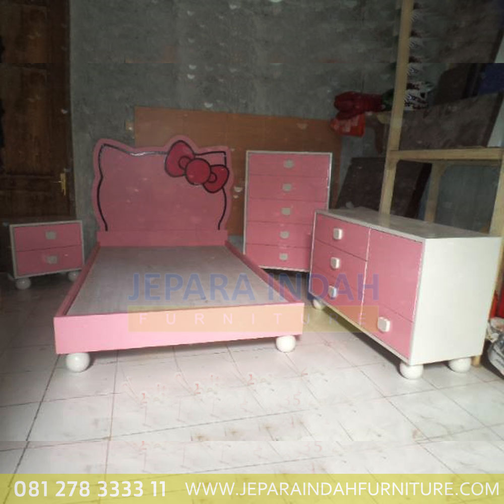 Detail Gambar Ranjang Hello Kitty Nomer 34