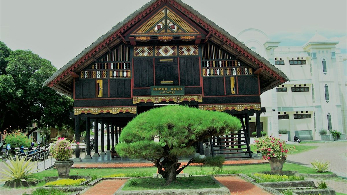 Detail Gambar Rumah Adat Beserta Namanya Nomer 30