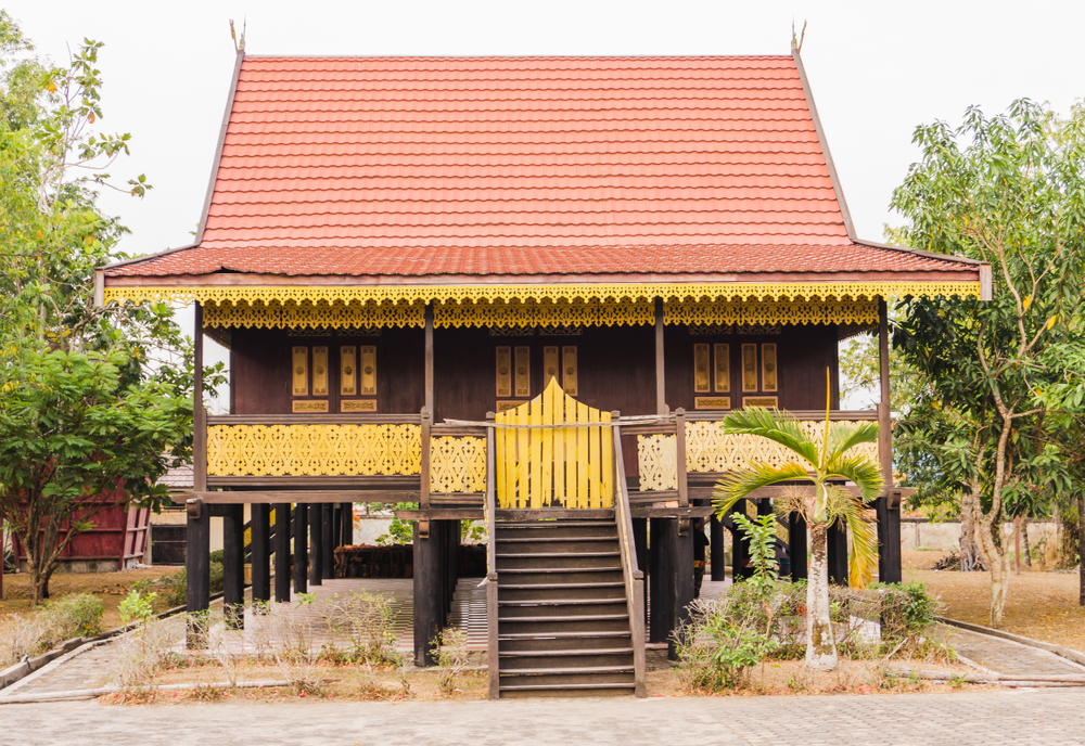 Detail Gambar Rumah Adat Jambi Beserta Namanya Nomer 4