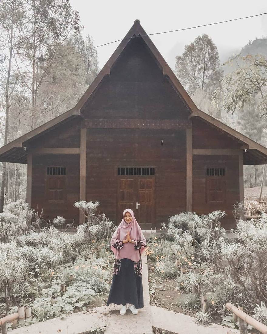 Detail Gambar Rumah Adat Jawa Timur Beserta Namanya Nomer 39