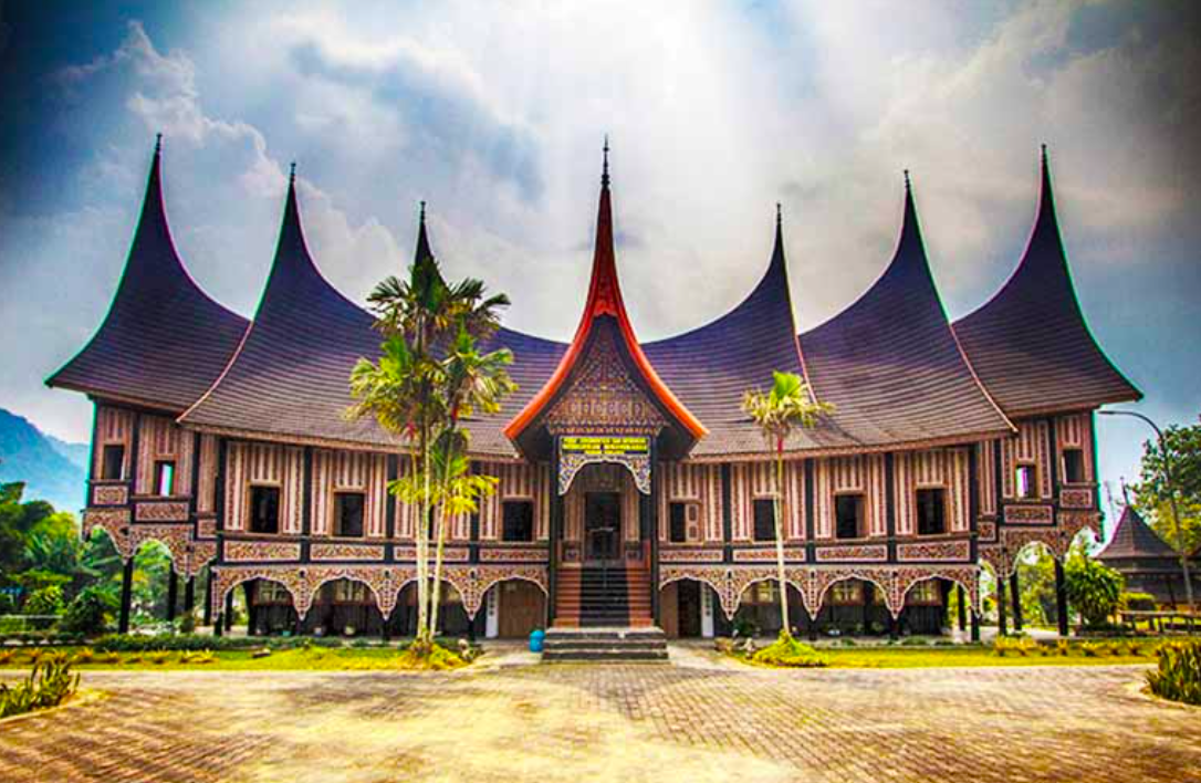 Detail Gambar Rumah Gadang Untuk Diwarnai Nomer 12