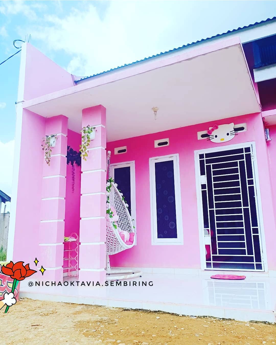 Detail Gambar Rumah Hello Kitty Nomer 4