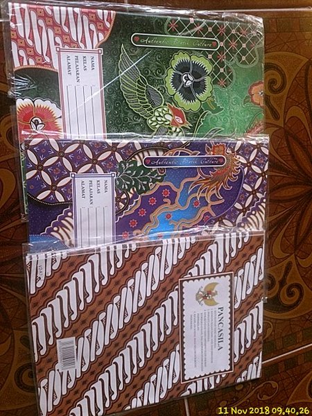 Detail Gambar Sampul Buku Batik Nomer 25