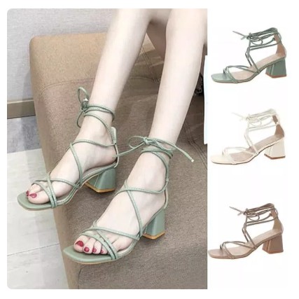 Detail Gambar Sandal Hak Tinggi Gambar Sandal Untuk Kuliah Nomer 50