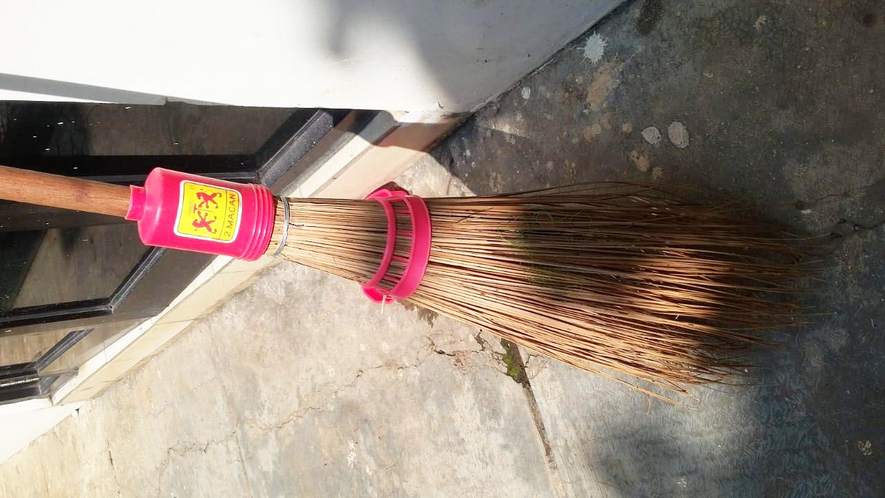 Detail Gambar Sapu Injuk Untuk Diwarnai Nomer 33