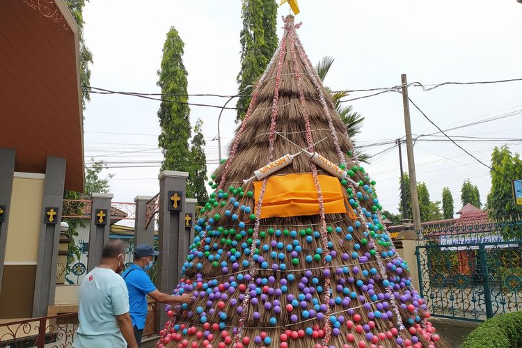 Detail Gambar Sapu Injuk Untuk Diwarnai Nomer 48
