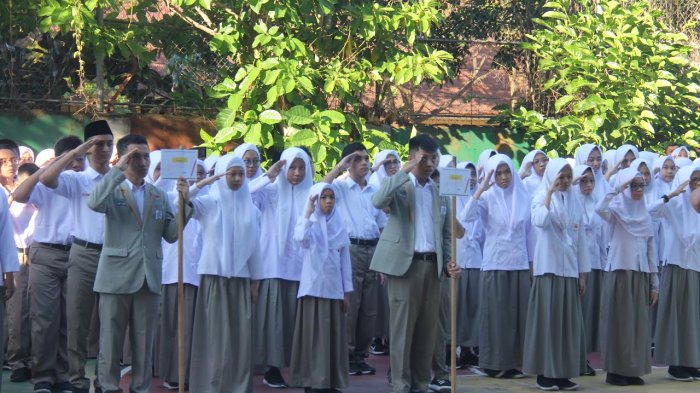 Detail Gambar Sekolah Islam Athirah Kajaolalido Makassar 2017 Nomer 10