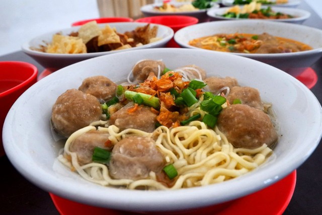 Detail Gambar Semangkuk Bakso Nomer 26